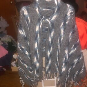 Vintage Chic Gray and White Patterned Poncho